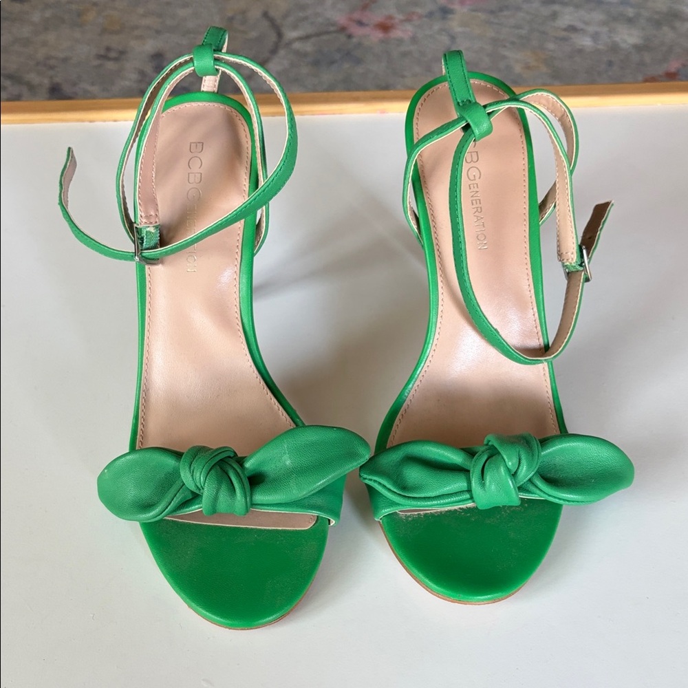 BCBGeneration Vibrant Green Knot Sandals